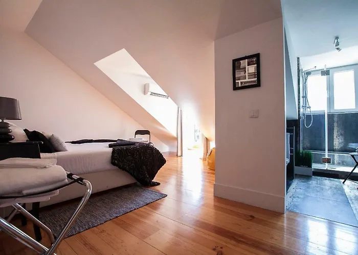 Penthouse 204 Apartment